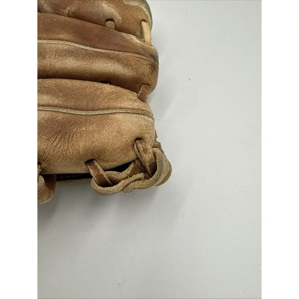 Wilson force a9834